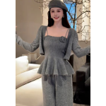 Waist-cinching knitted three-piece set