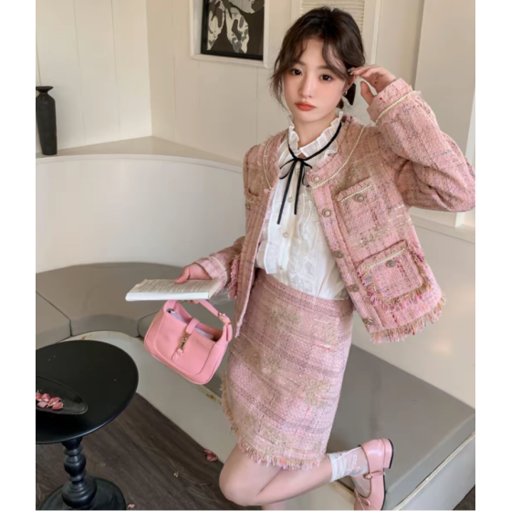 富家千金重工蕾絲刺繡小香風